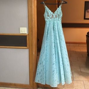 Bicici Coty Mint gown